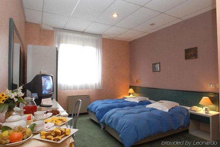 Thp Bologna Otel Carteria di Sesto Rastignano Oda fotoğraf