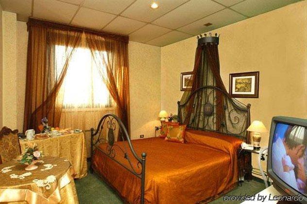 Thp Bologna Otel Carteria di Sesto Rastignano Oda fotoğraf